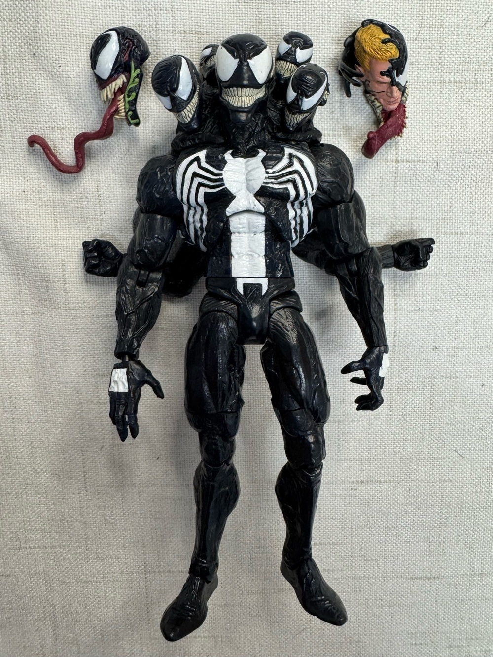 Marvel Select Venom Action Figure by Diamond Select